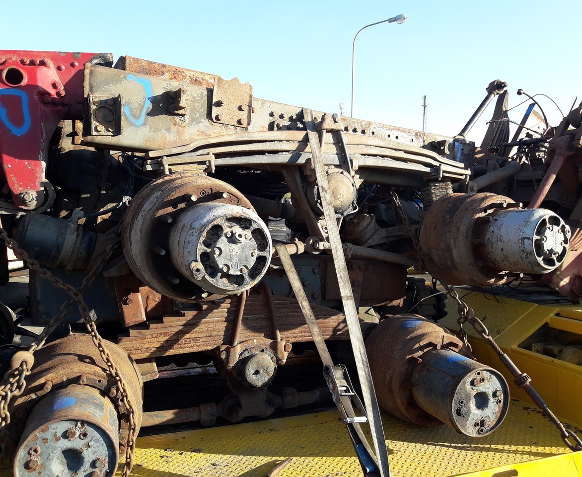VOLVO FH 12 FH16 FM - Ось и запчасти для Грузовиков: фото 1 VOLVO FH 12 FH16 FM - Ось и запчасти для Грузовиков: фото 1