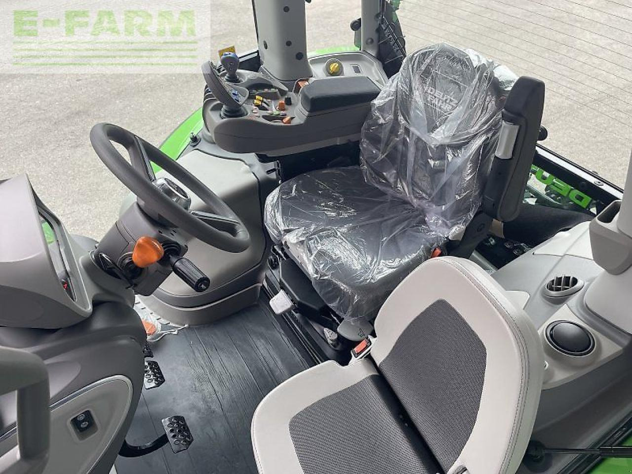 Deutz-Fahr 6130.4 ttv agrotron - messepreis TTV - Трактор: фото 5 Deutz-Fahr 6130.4 ttv agrotron - messepreis TTV - Трактор: фото 5