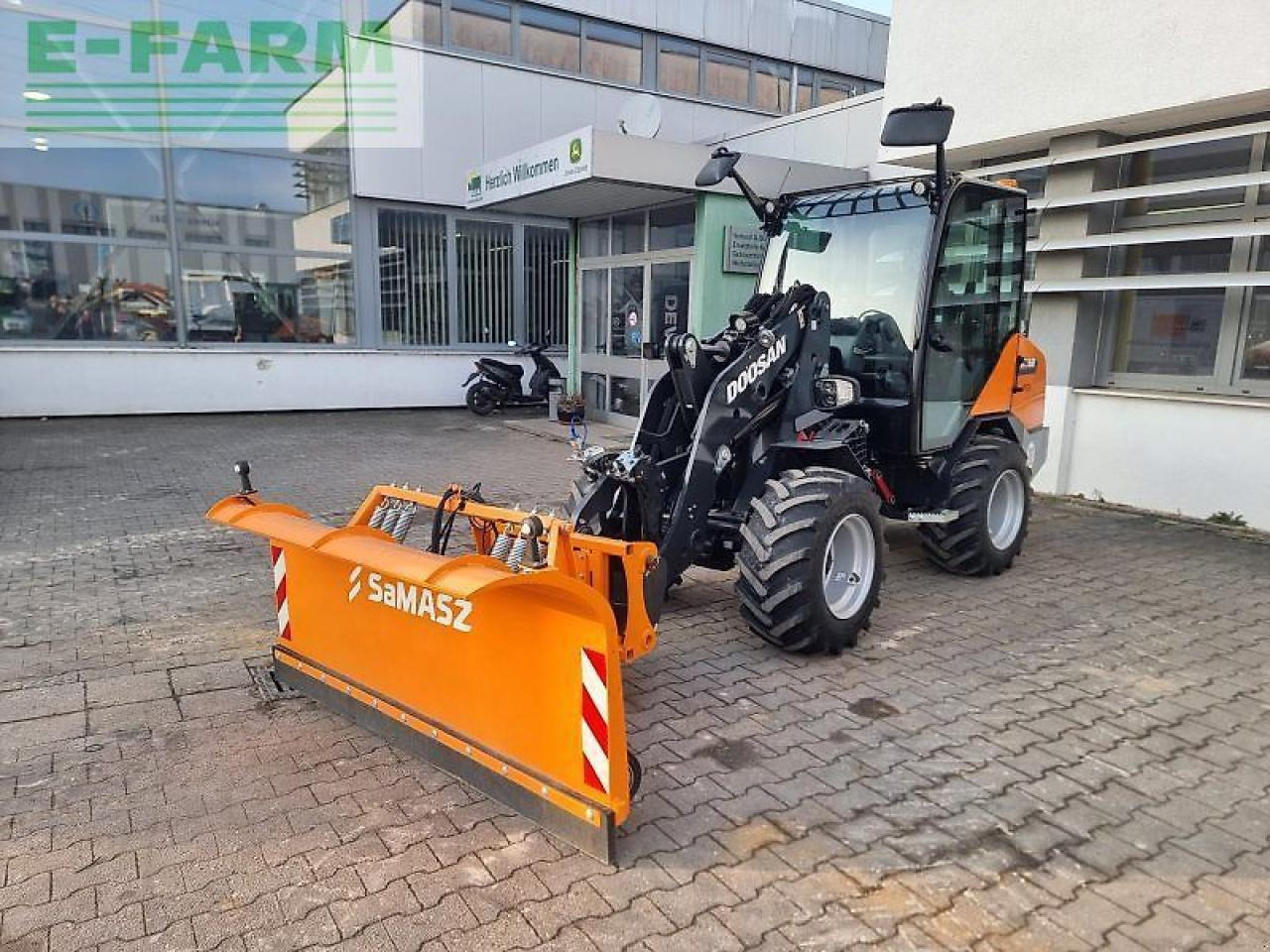 Doosan dl60-7 - Мини-экскаватор: фото 1 Doosan dl60-7 - Мини-экскаватор: фото 1