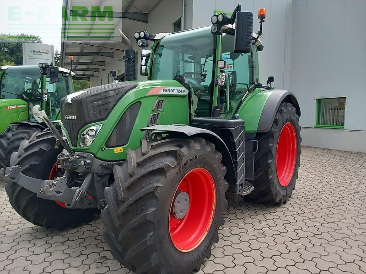 Fendt 724 s4 profiplus - Трактор: фото 1
