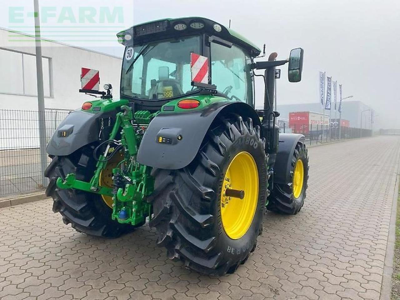 John Deere 6155r ultimate - Трактор: фото 4 John Deere 6155r ultimate - Трактор: фото 4