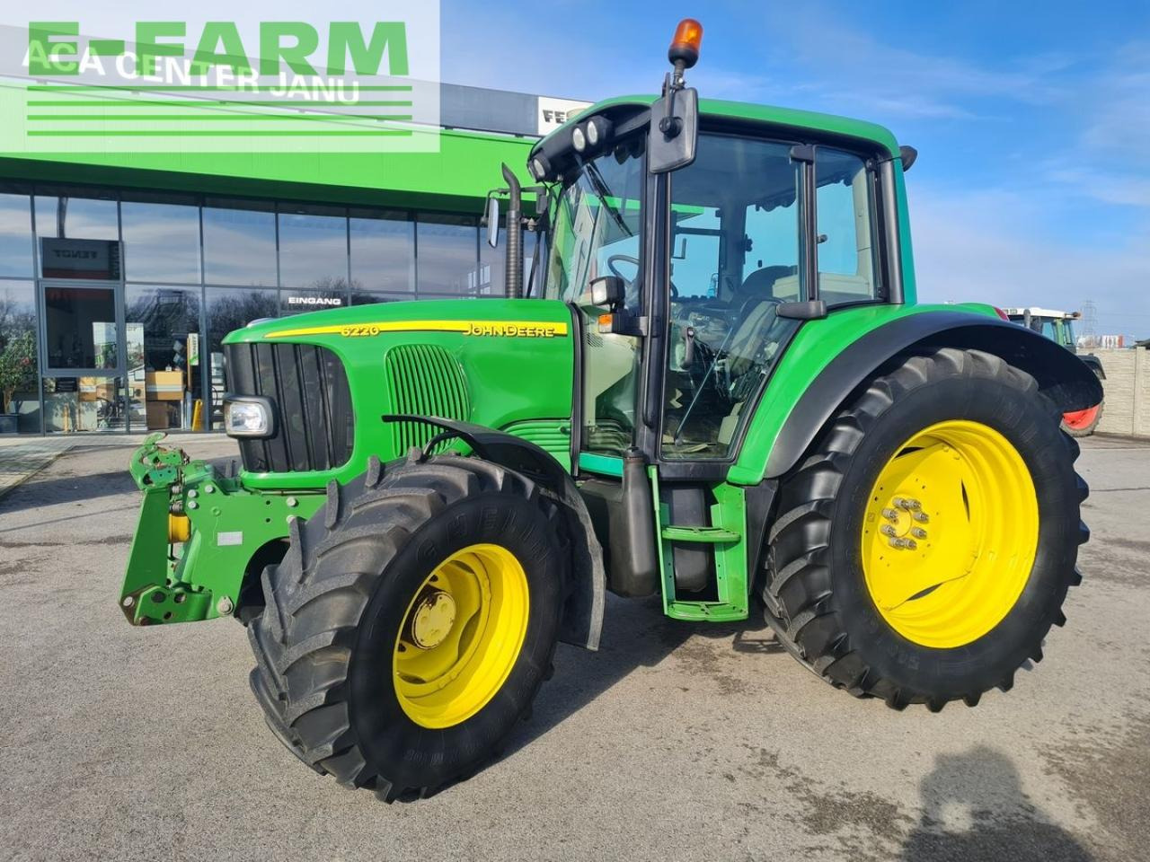 John Deere 6220 premium Premium - Трактор: фото 1 John Deere 6220 premium Premium - Трактор: фото 1