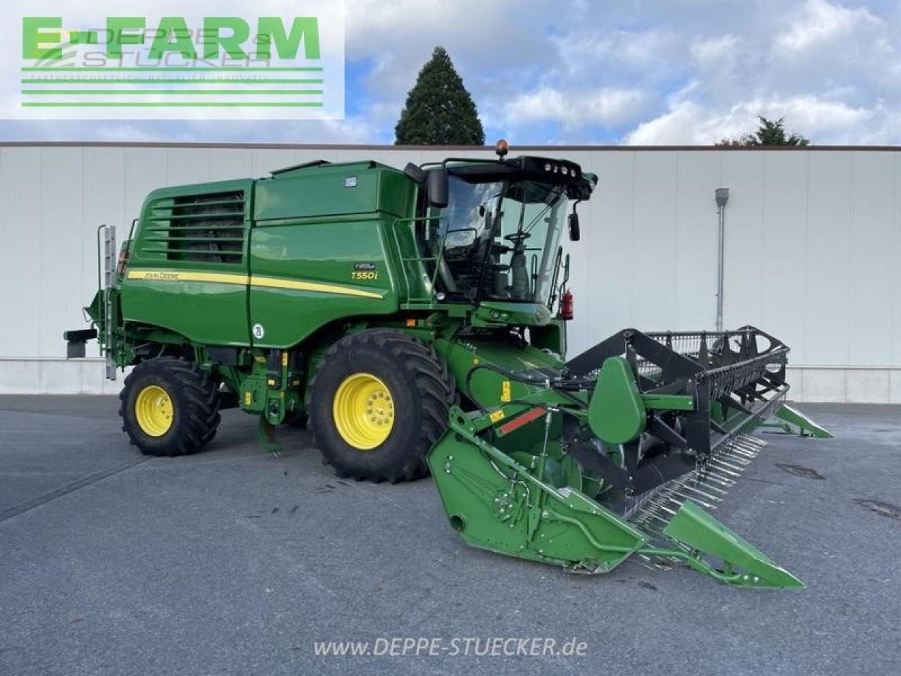 John Deere t550 mit 622r - Зерноуборочный комбайн: фото 1 John Deere t550 mit 622r - Зерноуборочный комбайн: фото 1