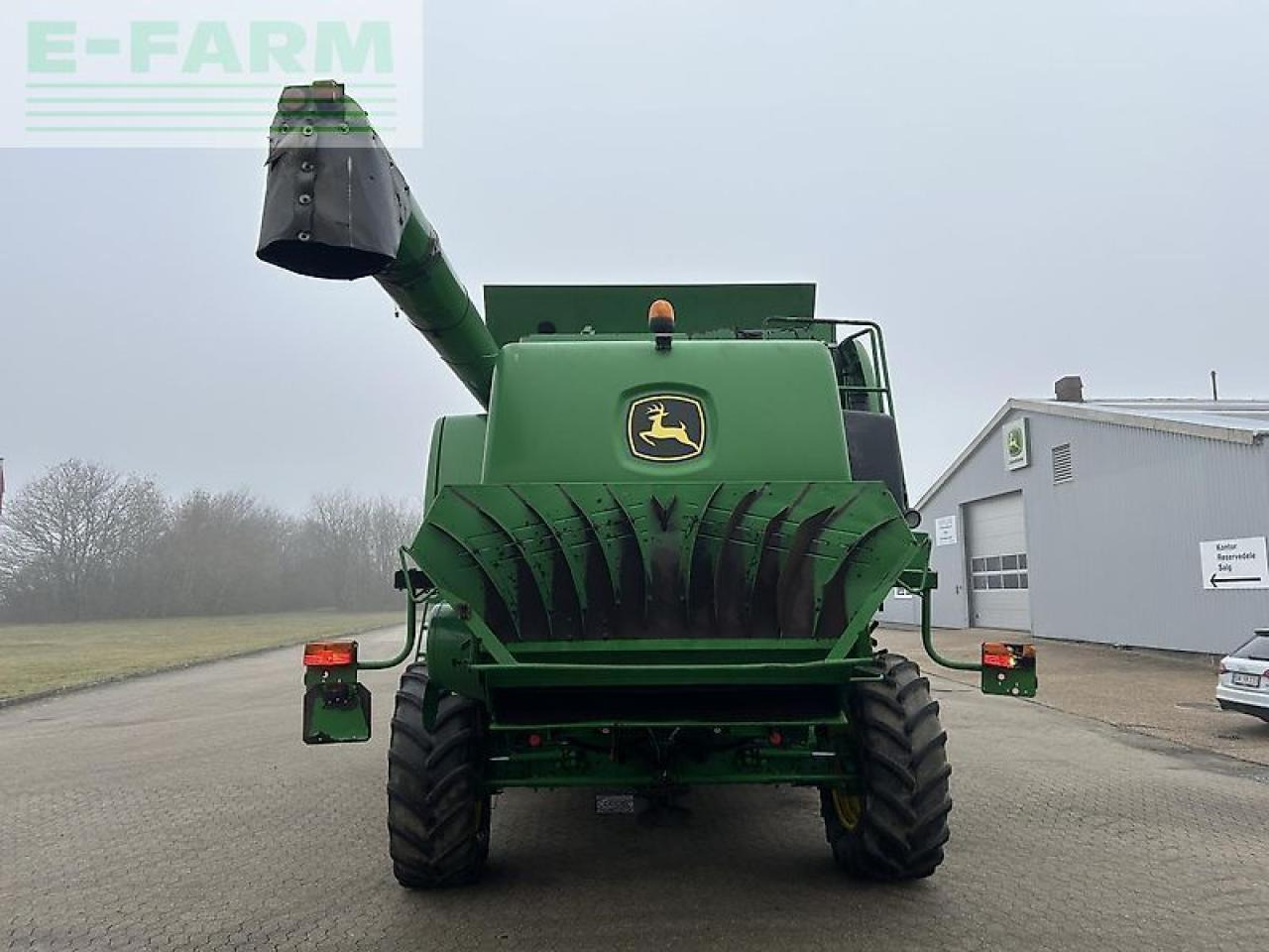 John Deere t660 - Зерноуборочный комбайн: фото 2 John Deere t660 - Зерноуборочный комбайн: фото 2