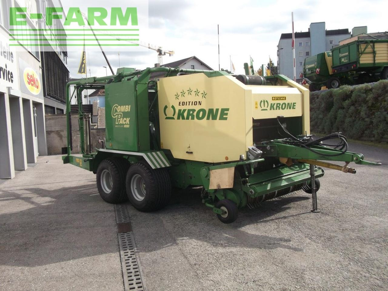 Krone combi pack 1500 v multi cut - Пресс-подборщик тюковый: фото 1 Krone combi pack 1500 v multi cut - Пресс-подборщик тюковый: фото 1