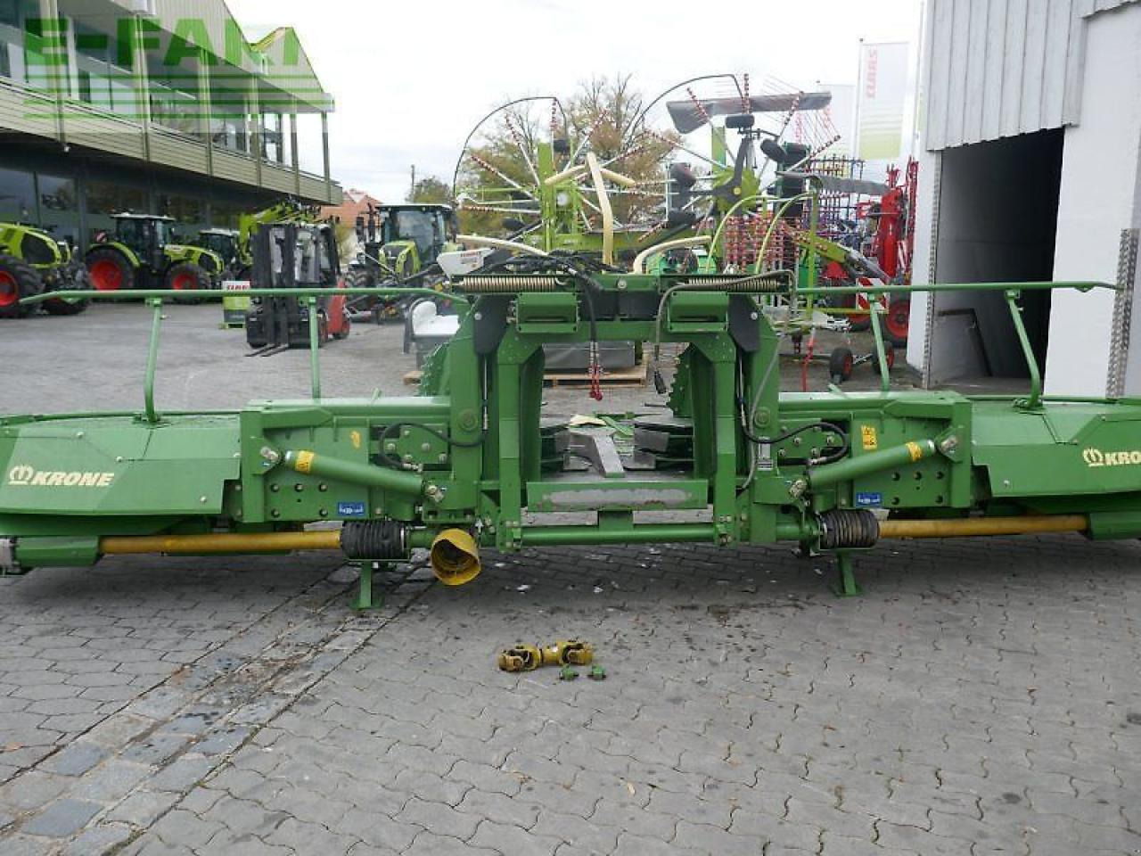 Krone easy collect 6000 fp - Оборудование для кормоуборочного комбайна: фото 5 Krone easy collect 6000 fp - Оборудование для кормоуборочного комбайна: фото 5