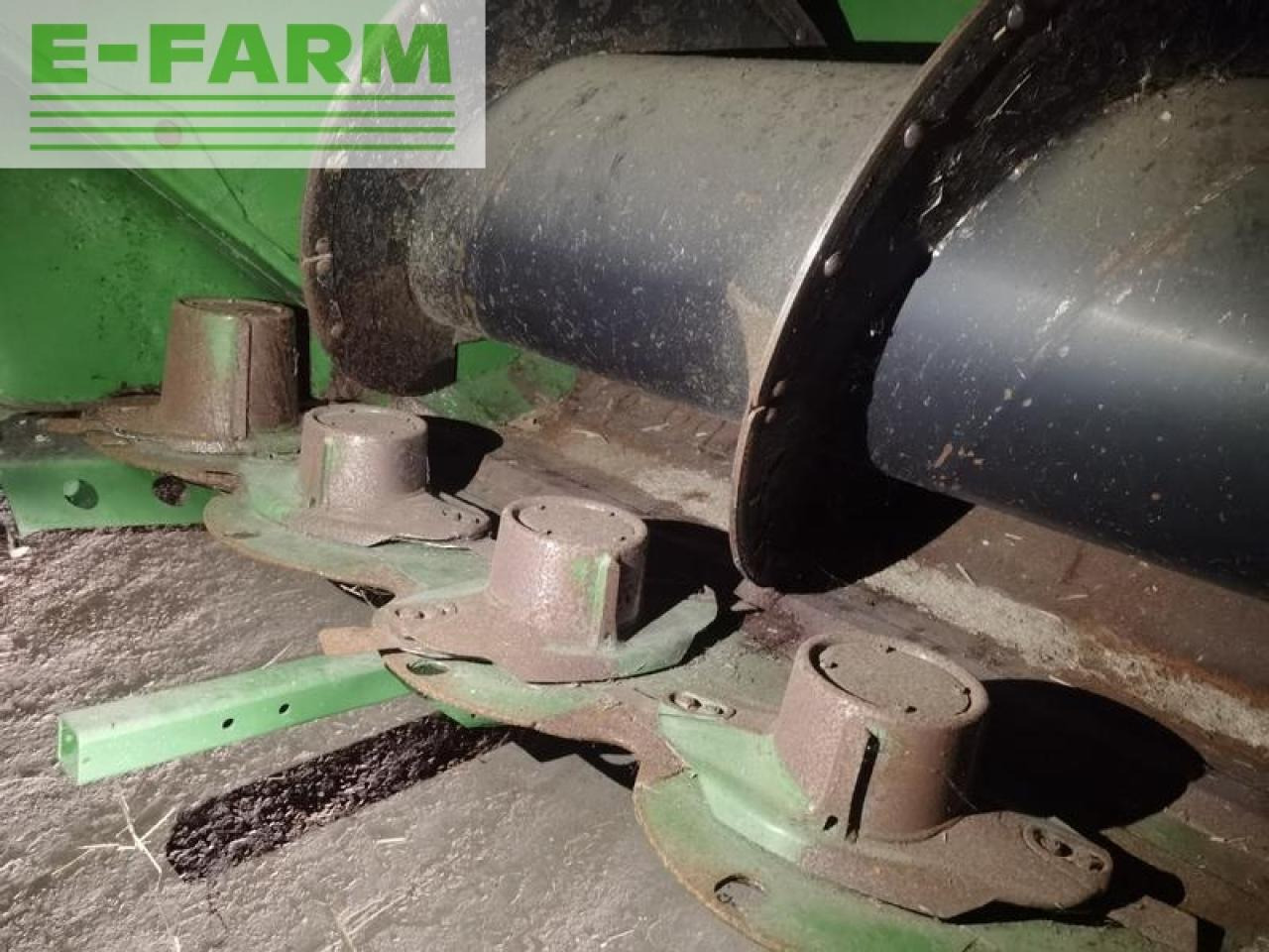 Krone sww x-disc 6200 - Оборудование для кормоуборочного комбайна: фото 4 Krone sww x-disc 6200 - Оборудование для кормоуборочного комбайна: фото 4