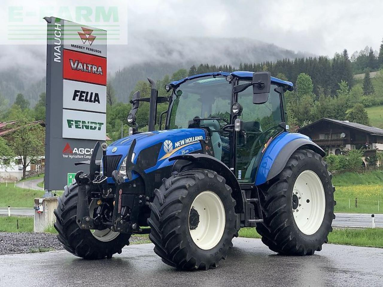 New Holland t 5.105 - Трактор: фото 1 New Holland t 5.105 - Трактор: фото 1