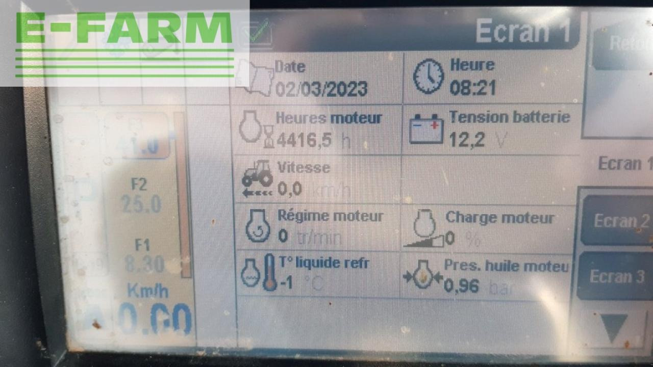 Трактор New Holland t7.185: фото 7