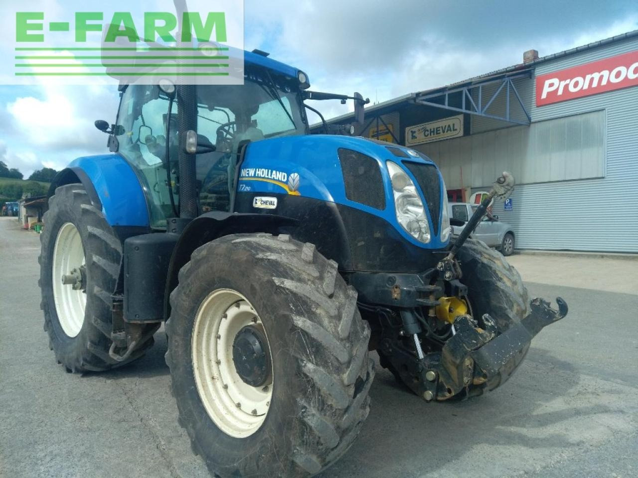 New Holland t7. 210 sw pc t4 - Трактор: фото 1 New Holland t7. 210 sw pc t4 - Трактор: фото 1
