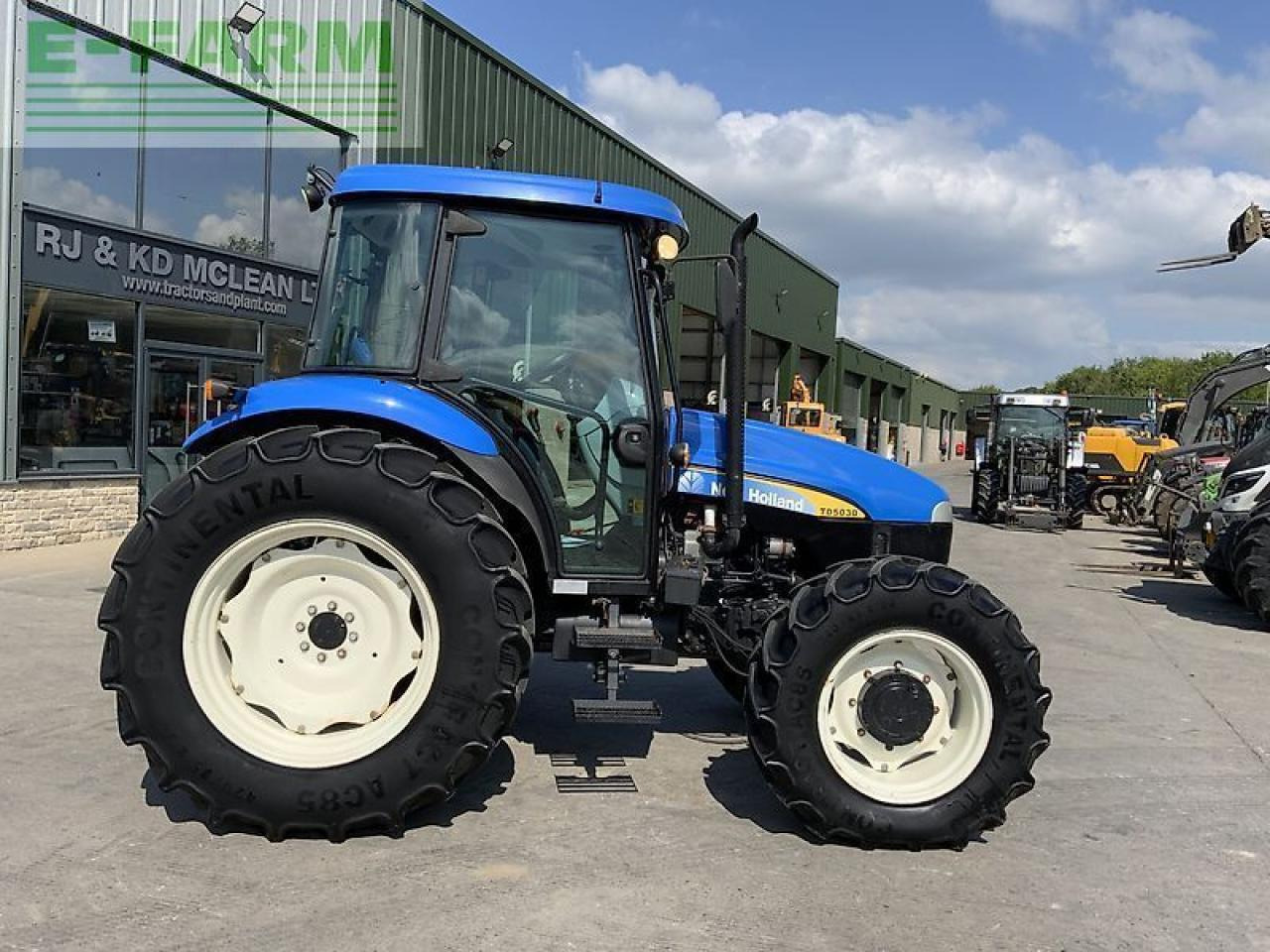 New Holland td5030 tractor (st23208) - Трактор: фото 1 New Holland td5030 tractor (st23208) - Трактор: фото 1