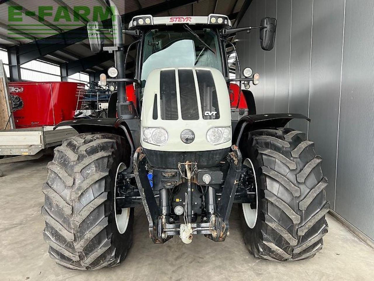 Steyr cvt 6220 - Трактор: фото 3 Steyr cvt 6220 - Трактор: фото 3