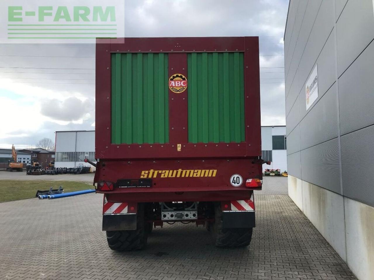 Strautmann giga-trailer 4002 - Сельскохозяйственный прицеп: фото 5 Strautmann giga-trailer 4002 - Сельскохозяйственный прицеп: фото 5