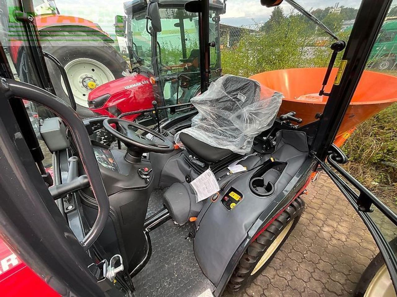 Yanmar sa 424 v-q - Трактор: фото 4 Yanmar sa 424 v-q - Трактор: фото 4