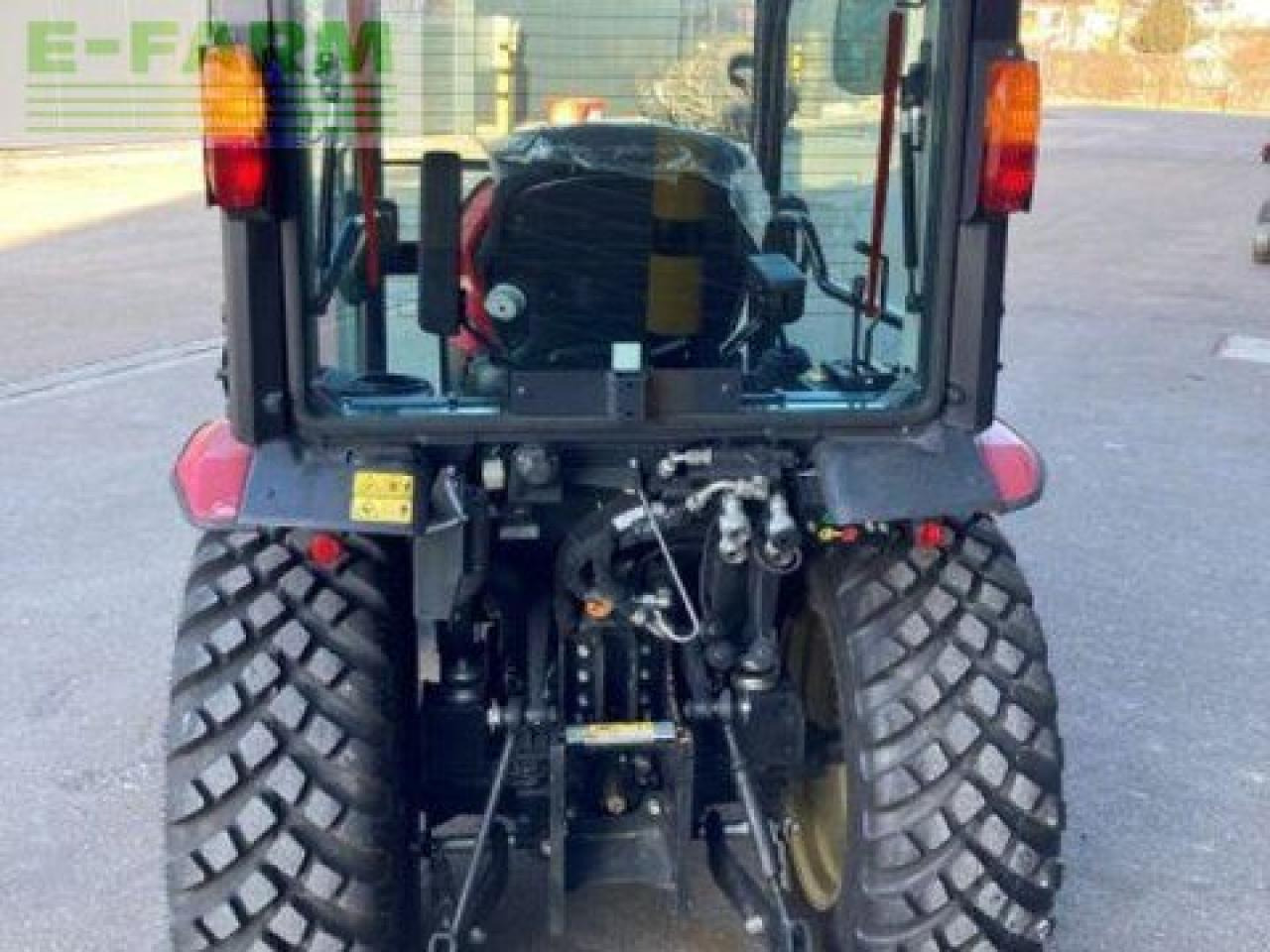 Yanmar yt235 mit kabine yanmar trakto - Трактор: фото 3 Yanmar yt235 mit kabine yanmar trakto - Трактор: фото 3