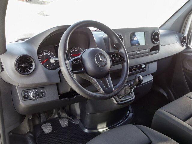 MERCEDES-BENZ Sprinter 214 CDI Kasten,3924,MBUX,Kamera - Легковой фургон: фото 4 MERCEDES-BENZ Sprinter 214 CDI Kasten,3924,MBUX,Kamera - Легковой фургон: фото 4