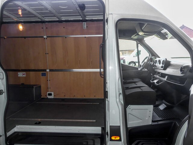 MERCEDES-BENZ Sprinter 317 CDI,3665mm,Automatik,Kamera - Цельнометаллический фургон: фото 2 MERCEDES-BENZ Sprinter 317 CDI,3665mm,Automatik,Kamera - Цельнометаллический фургон: фото 2
