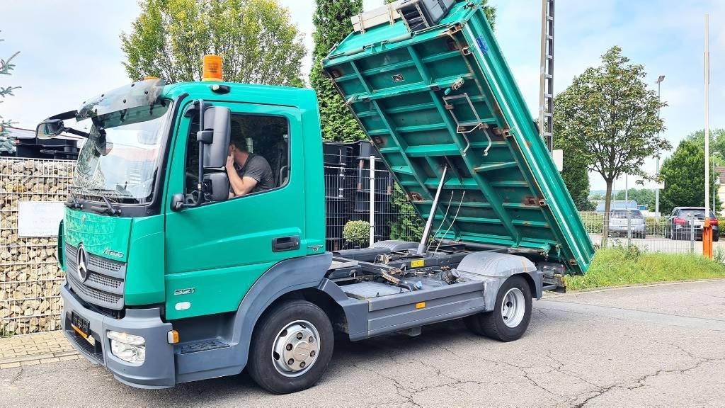 Mercedes-Benz Atego 821, 3-Seiten Meiller, Alubordwände, Kipper  - Крюковой мультилифт: фото 1