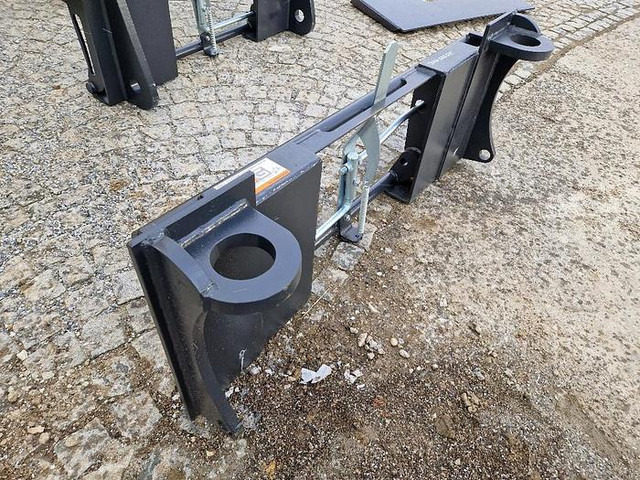 Big John Deere / Matbro Adapter mit Euro Aufnahme - Навесное оборудование: фото 1 Big John Deere / Matbro Adapter mit Euro Aufnahme - Навесное оборудование: фото 1