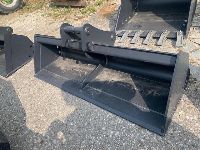 Big Böschungslöffel 120 cm mit MS01 Symlock Aufnahme - Строительная техника: фото 1