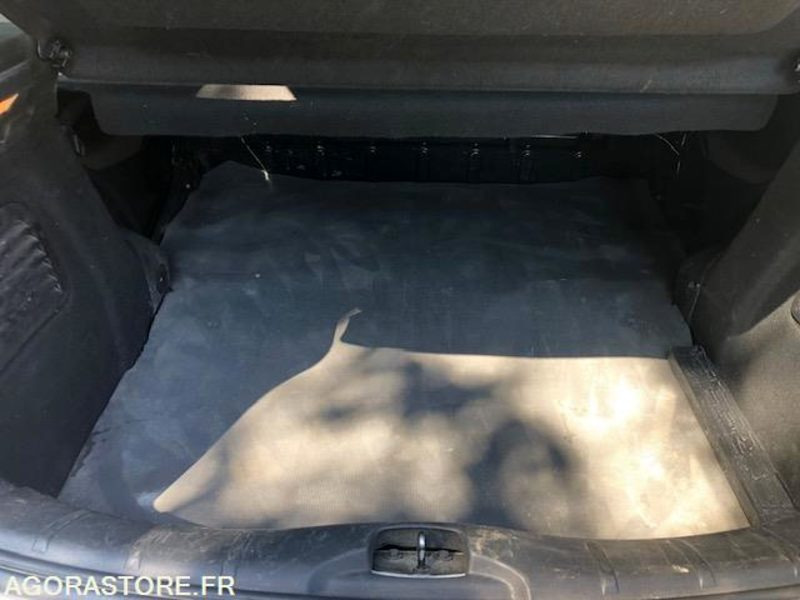 Легковой автомобиль CITROEN - C3 - 2015 / 125500 KM: фото 8