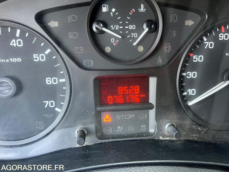 Citroen berlingo - 2016 - 76000km - Легковой автомобиль: фото 4 Citroen berlingo - 2016 - 76000km - Легковой автомобиль: фото 4