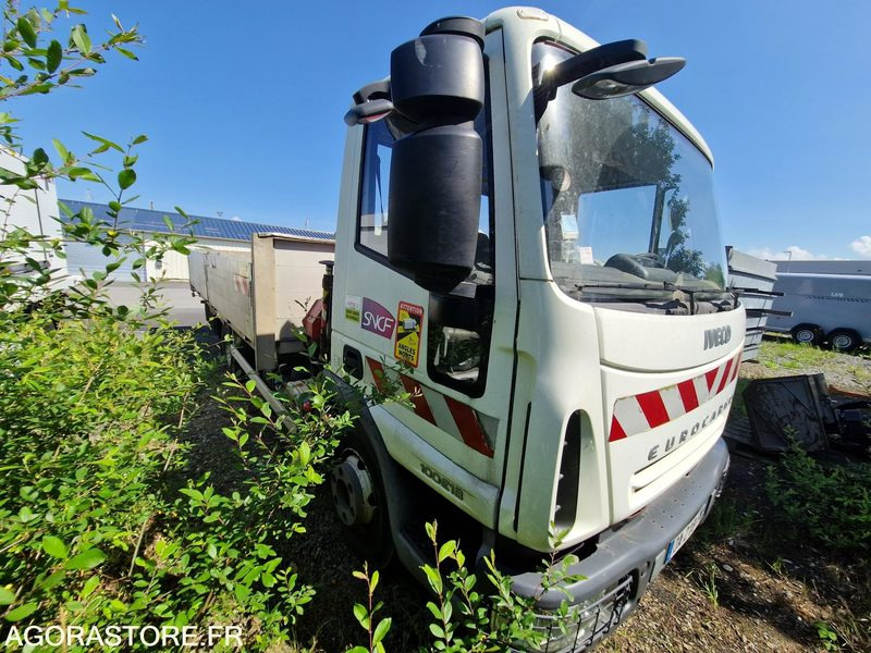 Porteur benne grue Iveco 100E18 - DA218FM - Грузовик: фото 2 Porteur benne grue Iveco 100E18 - DA218FM - Грузовик: фото 2