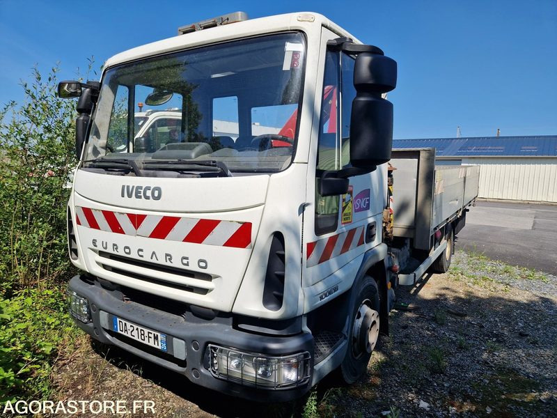 Porteur benne grue Iveco 100E18 - DA218FM - Грузовик: фото 1 Porteur benne grue Iveco 100E18 - DA218FM - Грузовик: фото 1