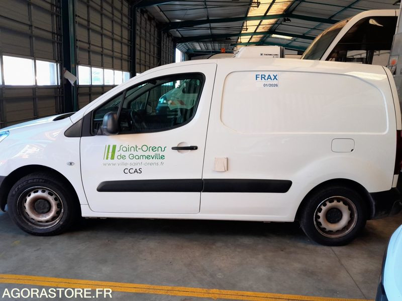 PEUGEOT PARTNER II 1.6 Vti 50026 kms 2016 frigo - Легковой фургон: фото 4 PEUGEOT PARTNER II 1.6 Vti 50026 kms 2016 frigo - Легковой фургон: фото 4