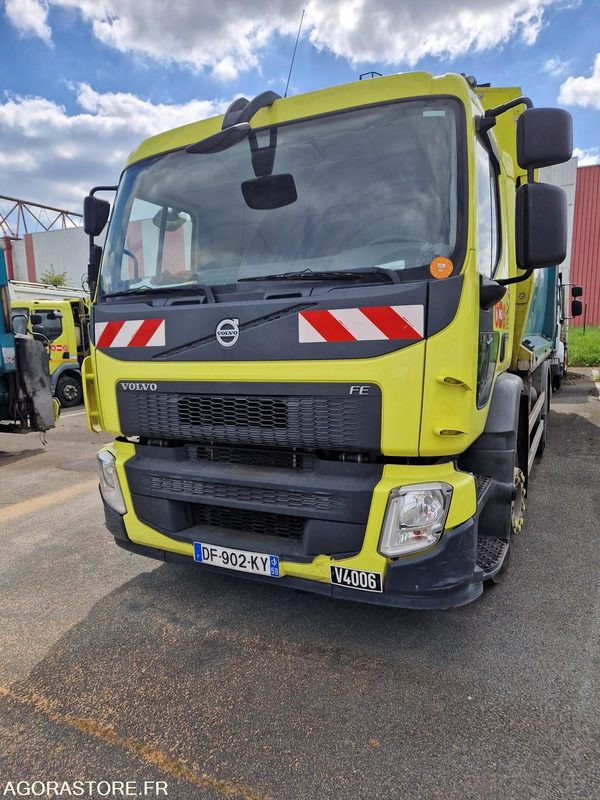 *PORTEUR BOM 26T VOLVO GEESINK - 2014 - - Мусоровоз: фото 1 *PORTEUR BOM 26T VOLVO GEESINK - 2014 - - Мусоровоз: фото 1