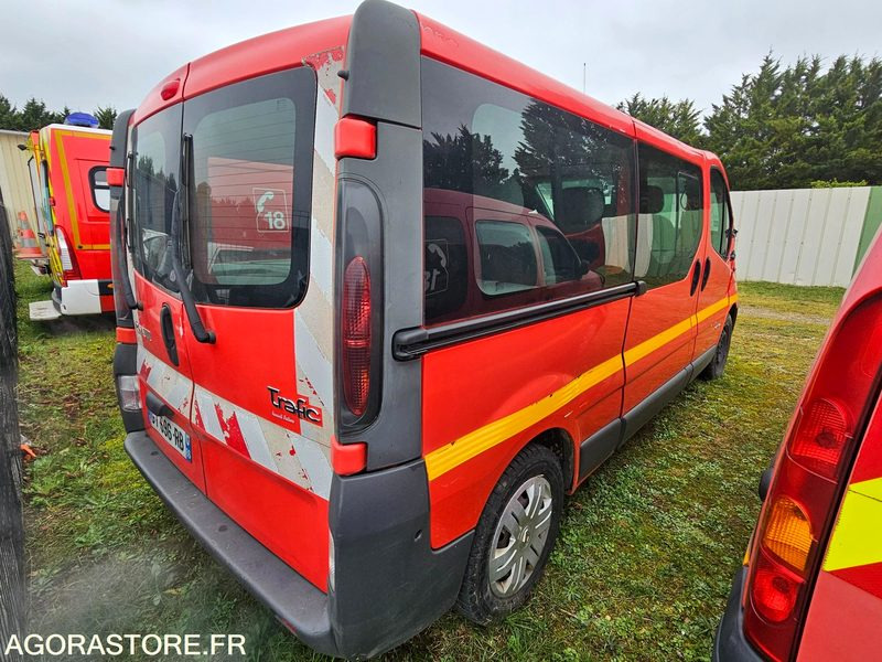 RENAULT TRAFIC 199599kms 2006 - GT696RB - Микроавтобус, Пассажирский фургон: фото 3 RENAULT TRAFIC 199599kms 2006 - GT696RB - Микроавтобус, Пассажирский фургон: фото 3