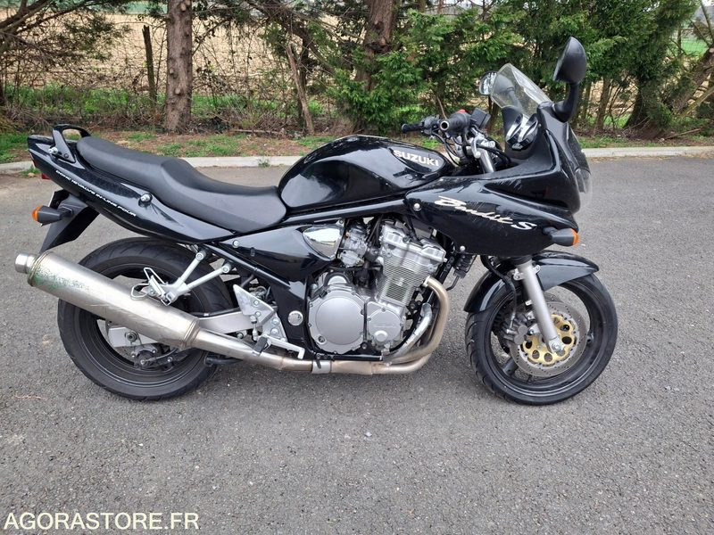 SUZUKI-600-BANDIT-S-2000-A2 - Мотоцикл: фото 1 SUZUKI-600-BANDIT-S-2000-A2 - Мотоцикл: фото 1