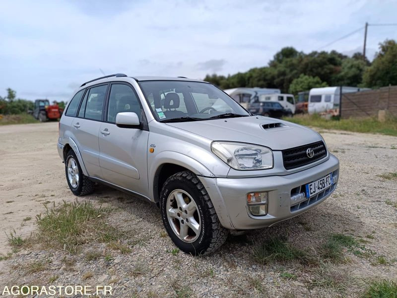 TOYOTA RAV4 - 2002 - 212500KMS - Внедорожник: фото 3 TOYOTA RAV4 - 2002 - 212500KMS - Внедорожник: фото 3