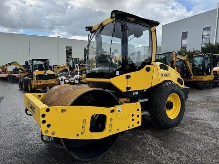 Bomag BW 177 DH-5  - Компактор: фото 1