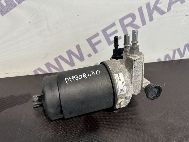 MAN fuel filter housing - Топливный фильтр для Грузовиков: фото 1 MAN fuel filter housing - Топливный фильтр для Грузовиков: фото 1
