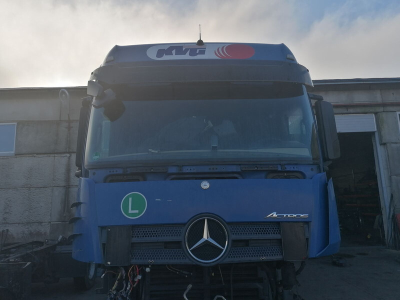 Mercedes-Benz Actros MP4 - Кабина и интерьер для Грузовиков: фото 1 Mercedes-Benz Actros MP4 - Кабина и интерьер для Грузовиков: фото 1