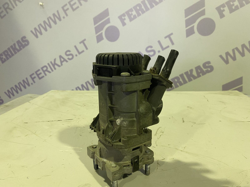 Renault brake valve - Запчасти для Грузовиков: фото 1 Renault brake valve - Запчасти для Грузовиков: фото 1