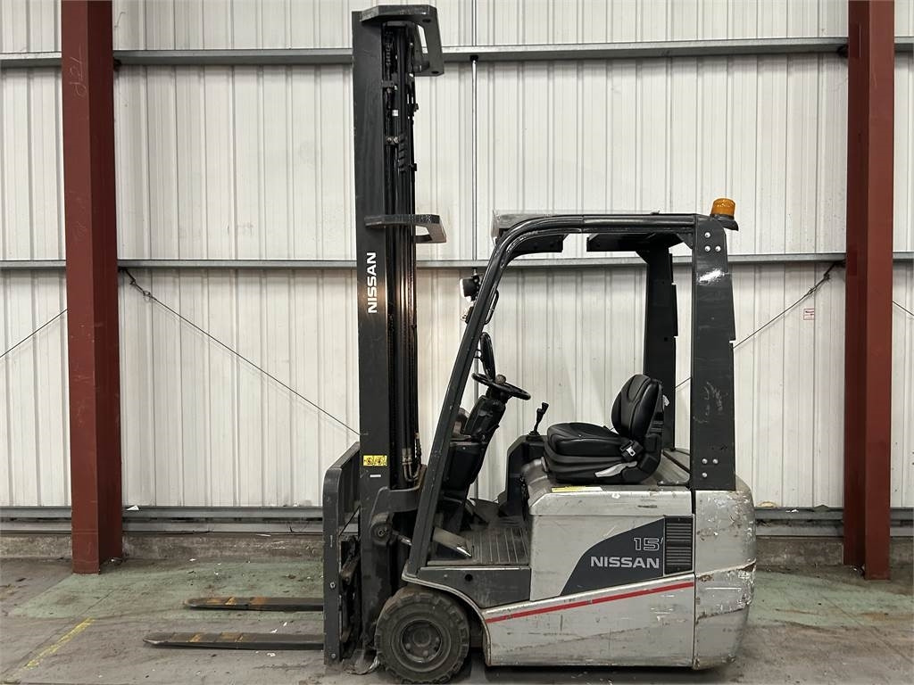 UniCarriers A1N1L15Q - Электропогрузчик: фото 1 UniCarriers A1N1L15Q - Электропогрузчик: фото 1