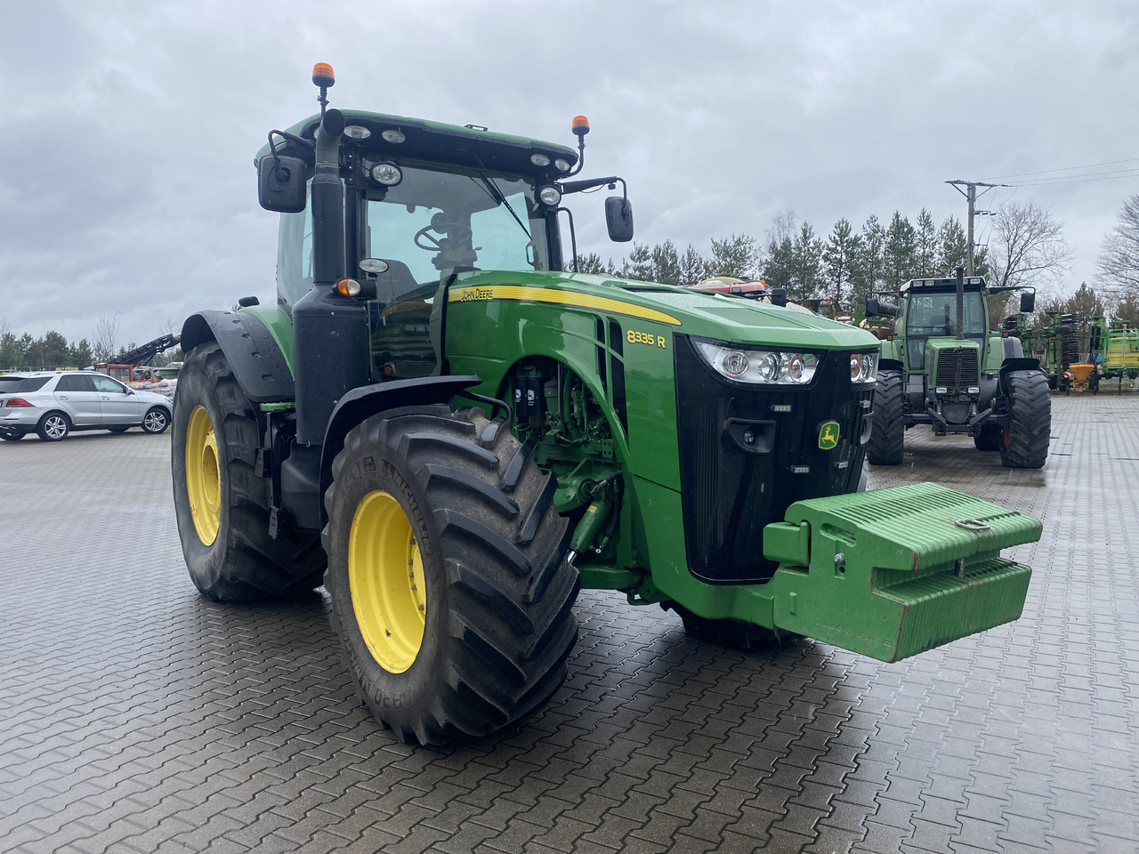 John Deere 8335 R AutoPower 50 km/h 370 PS в лизинг John Deere 8335 R AutoPower 50 km/h 370 PS: фото 10