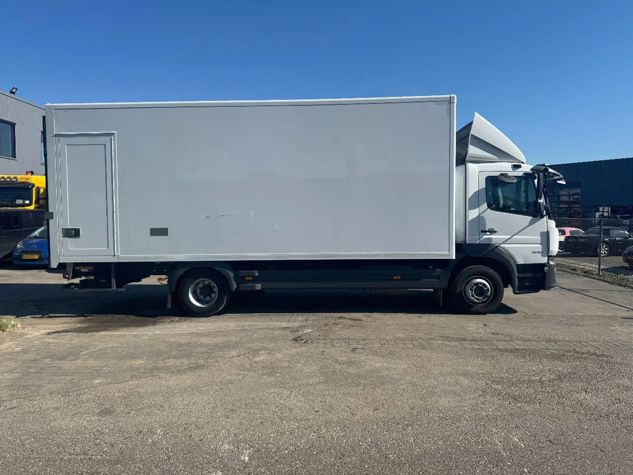 Mercedes-Benz Atego 1224 4X2 EURO 6 CARGOLOCK BOX TÜV 09-2025 - Грузовик с закрытым кузовом: фото 4 Mercedes-Benz Atego 1224 4X2 EURO 6 CARGOLOCK BOX TÜV 09-2025 - Грузовик с закрытым кузовом: фото 4