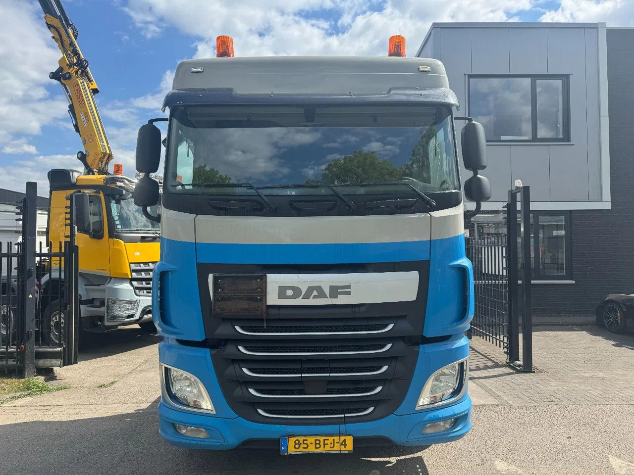 DAF XF 460 4X2 EURO 6 ADR TRS SYSTEM - Тягач: фото 2 DAF XF 460 4X2 EURO 6 ADR TRS SYSTEM - Тягач: фото 2