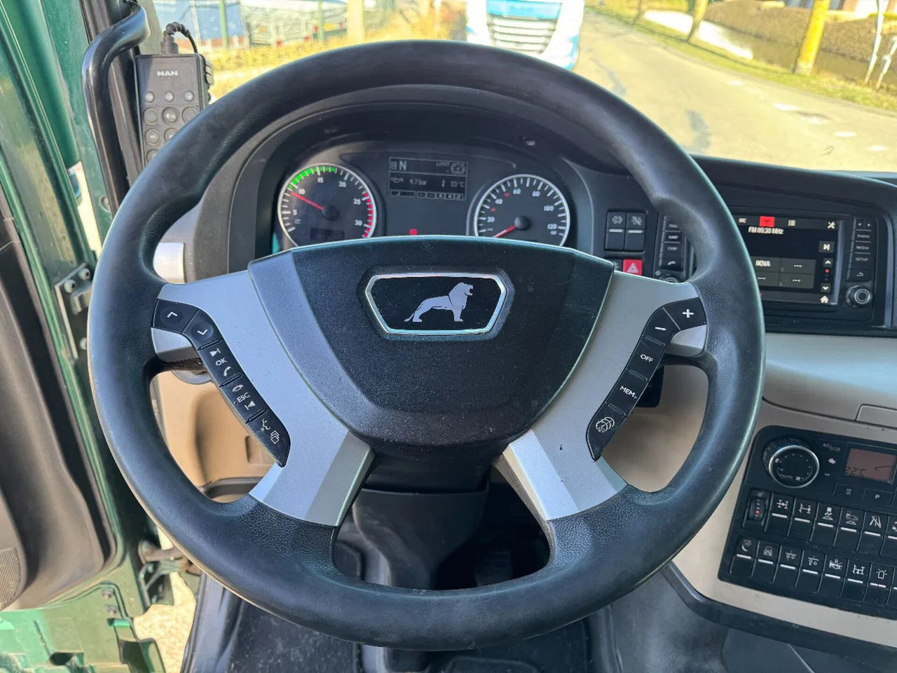 MAN TGX 26.500 6X4 - EURO 6 + KIPPER HYDRAULIC в лизинг MAN TGX 26.500 6X4 - EURO 6 + KIPPER HYDRAULIC: фото 11