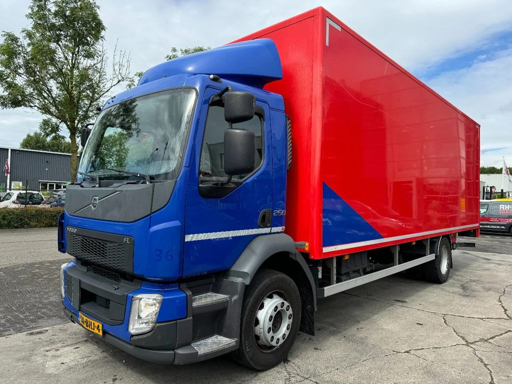 Грузовик с закрытым кузовом Volvo FL 250 4X2 EURO 6 DHOLLANDIA: фото 1 Грузовик с закрытым кузовом Volvo FL 250 4X2 EURO 6 DHOLLANDIA: фото 1