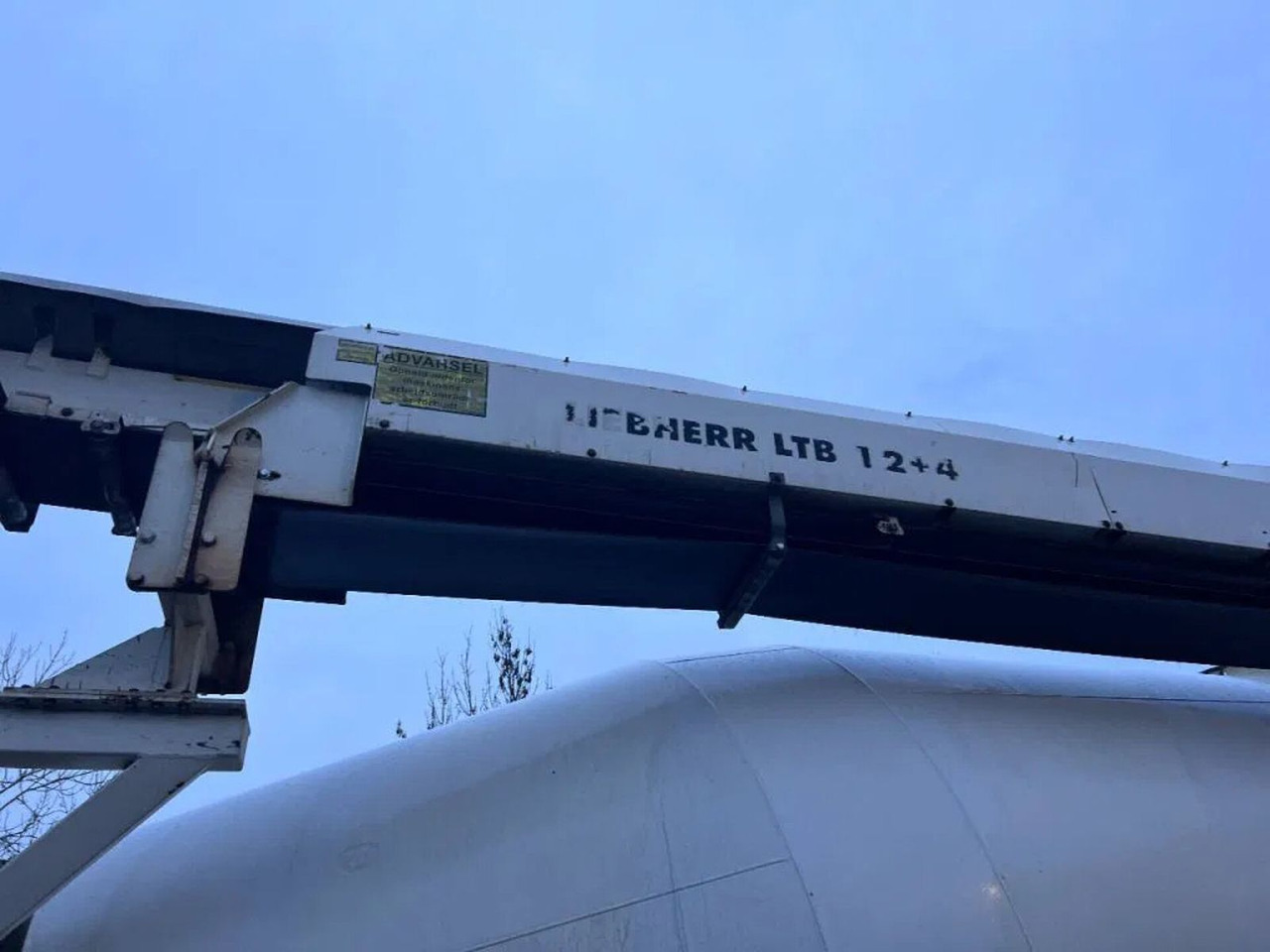 Volvo FM 410 8X4 - 3 UNITS! + MIXER 9m3 + LIEBHERR CON Volvo FM 410 8X4 - 3 UNITS! + MIXER 9m3 + LIEBHERR CON в лизинг Volvo FM 410 8X4 - 3 UNITS! + MIXER 9m3 + LIEBHERR CON Volvo FM 410 8X4 - 3 UNITS! + MIXER 9m3 + LIEBHERR CON: фото 6