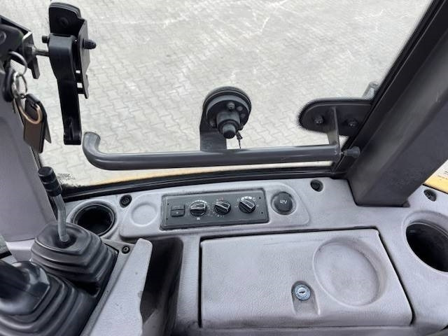 Колёсный погрузчик Volvo L 50 H: фото 8