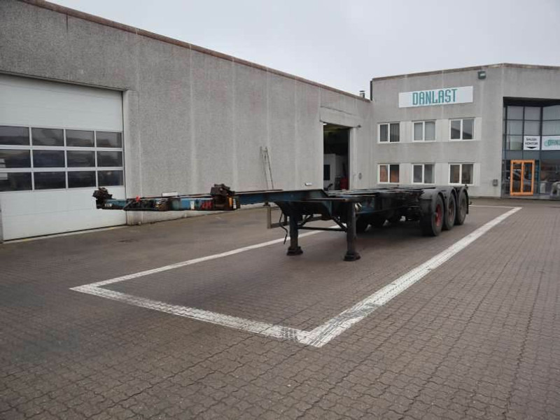 HFR Containerchassis - Полуприцеп-контейнеровоз/ Сменный кузов: фото 1 HFR Containerchassis - Полуприцеп-контейнеровоз/ Сменный кузов: фото 1