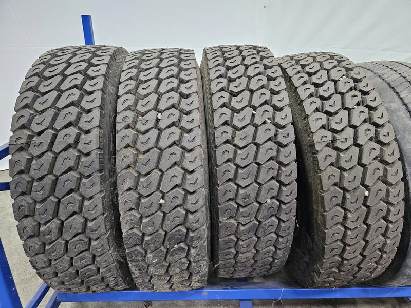 Continental 275/70R22.5 - Шина для Грузовиков: фото 1 Continental 275/70R22.5 - Шина для Грузовиков: фото 1
