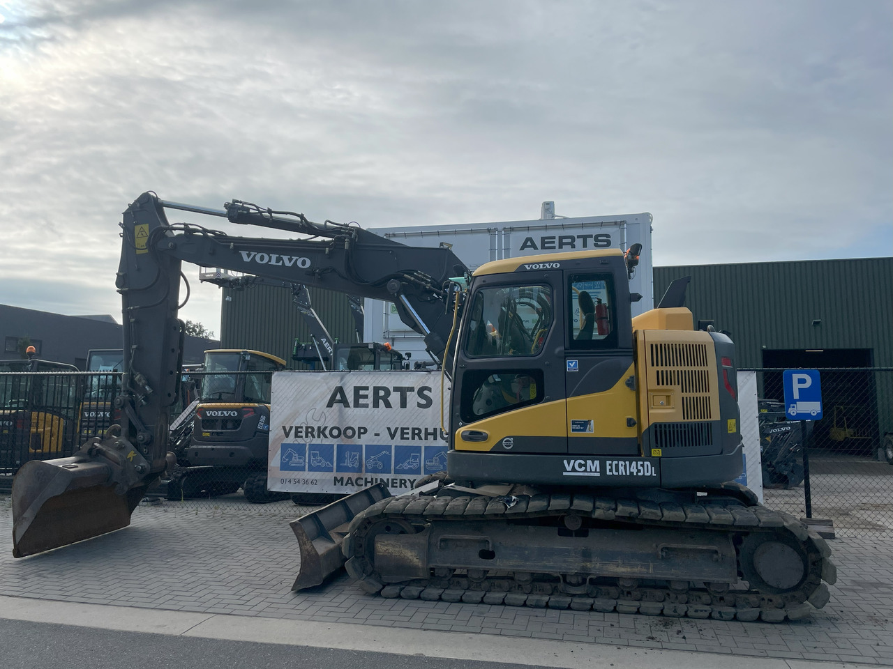 VOLVO ECR145D - Гусеничный экскаватор: фото 1 VOLVO ECR145D - Гусеничный экскаватор: фото 1