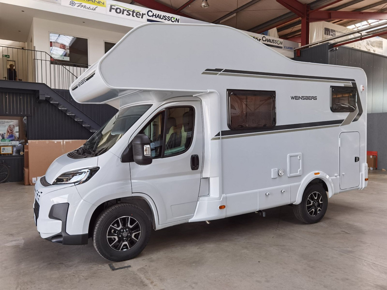 Альковный автодом Weinsberg CARAHOME 550 MG /- 2025 - / 140 PS / NUR 5.97M: фото 6