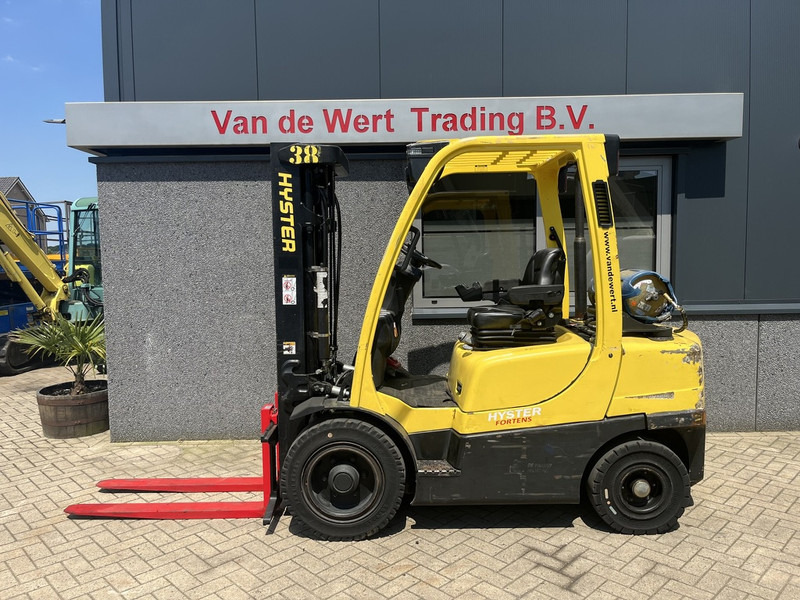 Газовый погрузчик Hyster H3.0FT Heftruck Triplo 460 Freelift/3e functie 2008 LPG: фото 1 Газовый погрузчик Hyster H3.0FT Heftruck Triplo 460 Freelift/3e functie 2008 LPG: фото 1